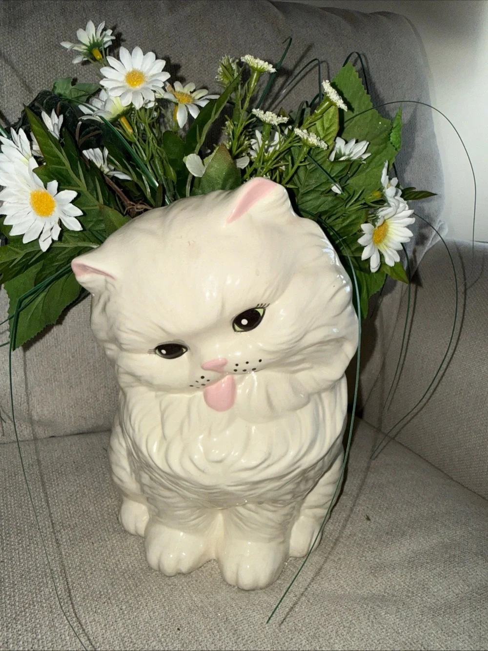 Vintage Persian Large White Ceramic Cat Sitting Statue Pink Nose 10